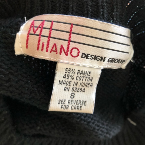 🌸 Vintage Sweater with Floral and Geometric Design Pattern - Picture 5 of 5